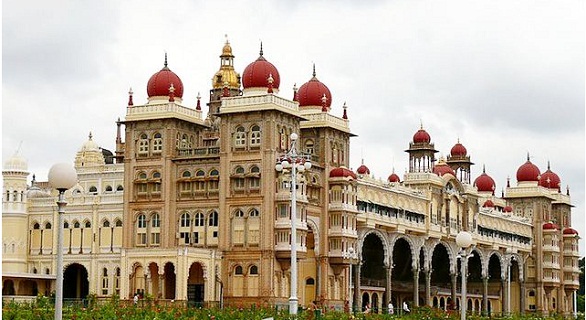 Top 10 Most Beautiful Royal Palaces In India World Blaze