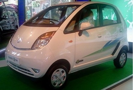 Tata Nano eMAX CNG