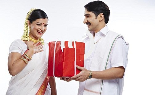 Diwali Gifts for Wife or Girlfriend