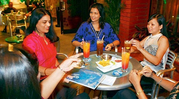 Top 10 Funny Kitty Party Games for Indian Ladies - World Blaze