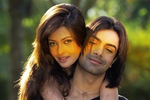 10 Bollywood Actresses whose Leaked MMS/Videos shocked Everyone - World