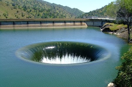 Monticello Dam in California