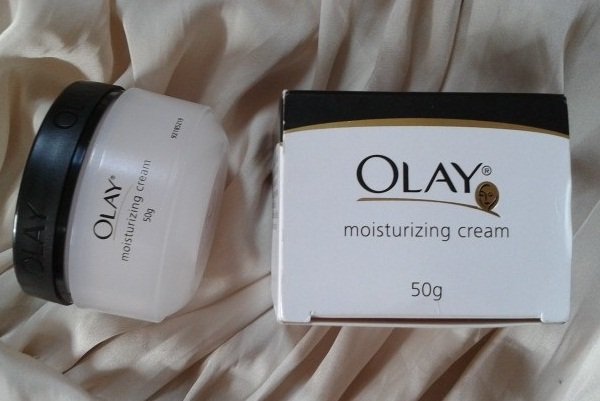 https://www.worldblaze.in/wp-content/uploads/2016/11/Olay-Moisturizing-Cream.jpg