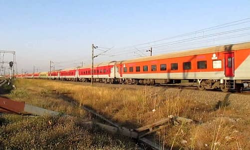 Mumbai Central-New Delhi Rajdhani Express