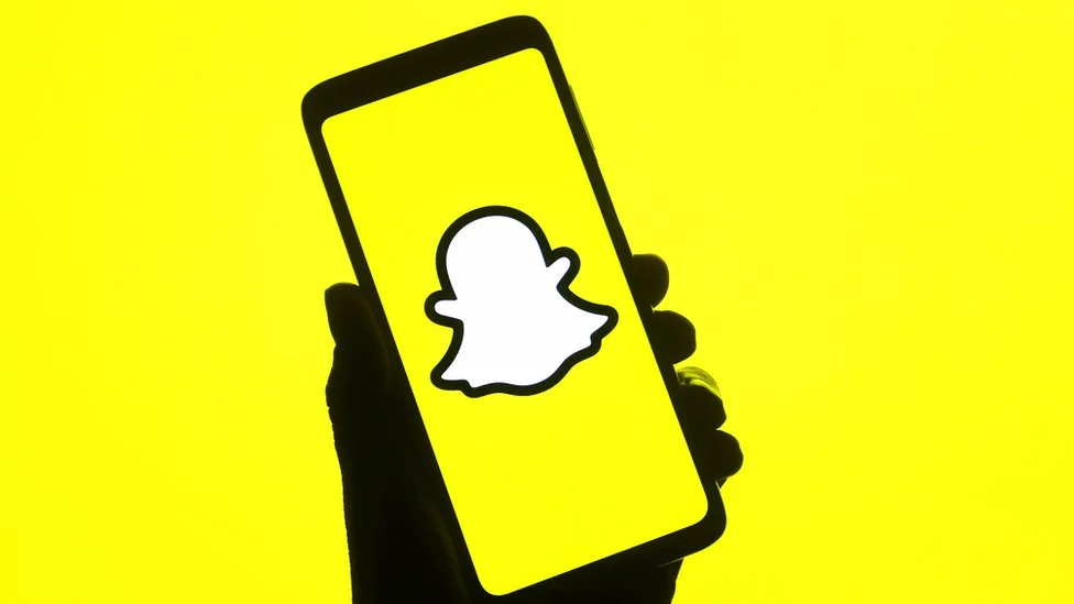 Snapchat andvantages and disadvantages