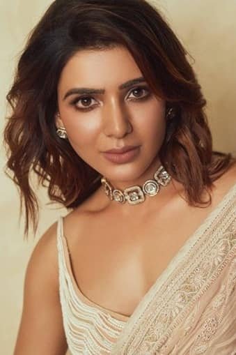 Styling Indian Choker Necklaces For Parties