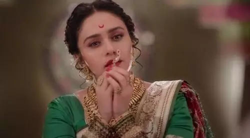 Amruta Khanvilkar