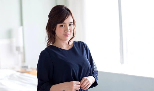 Aimi Yoshikawa